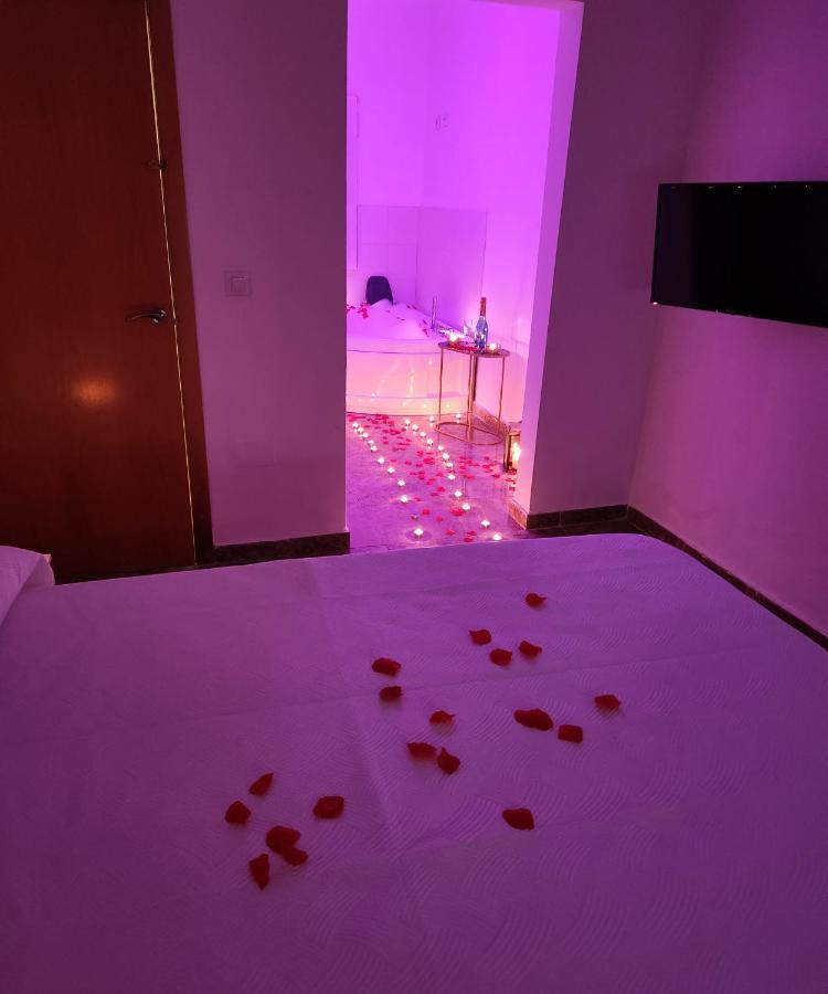Apartamento Love Jacuzzi Apartment Cartagena Bagian luar foto